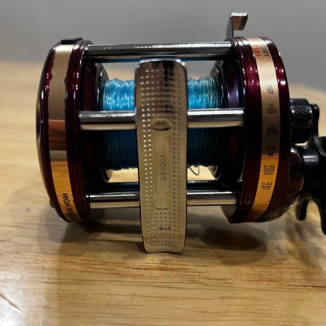 アブガルシア ambassadeur 6500-C3 2SPEED ベイトリール