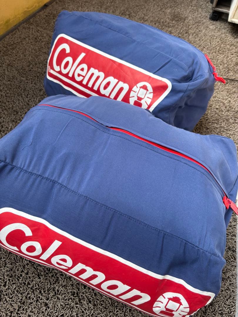たいにーさん専用　Coleman アドベンチャースリーピングバック　連結可能2個