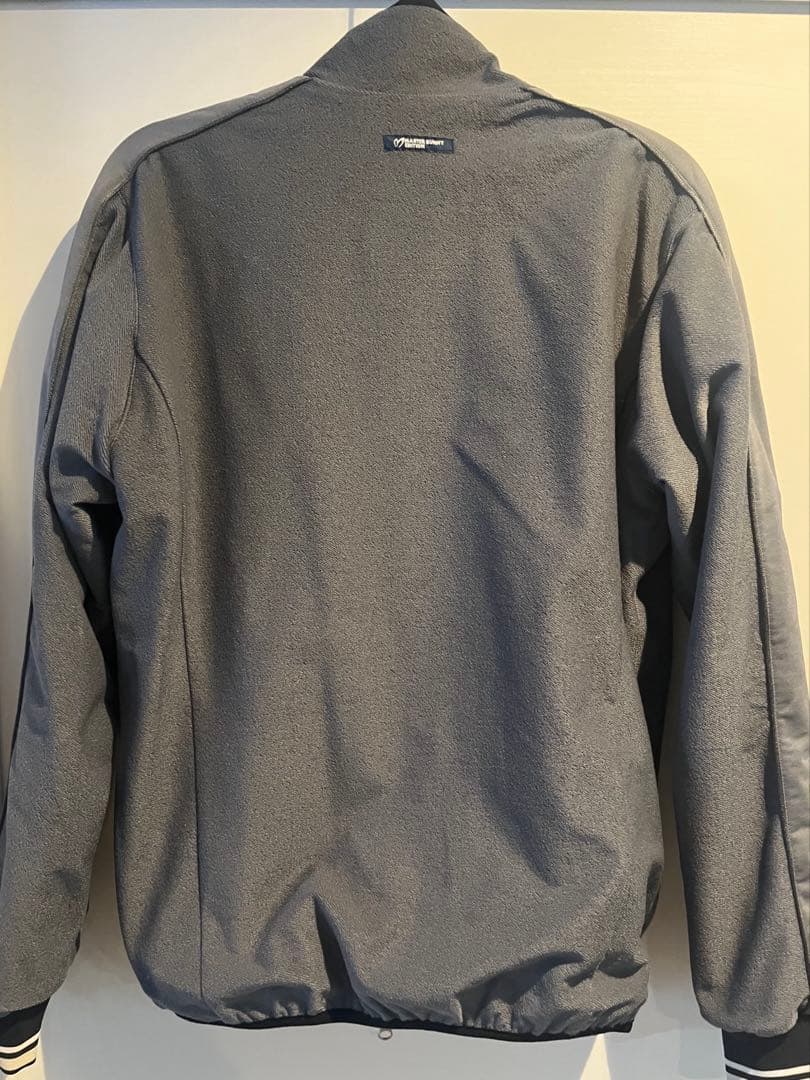 MASTER BUNNY EDITION リバーシブルジャケット グレーサイズ5