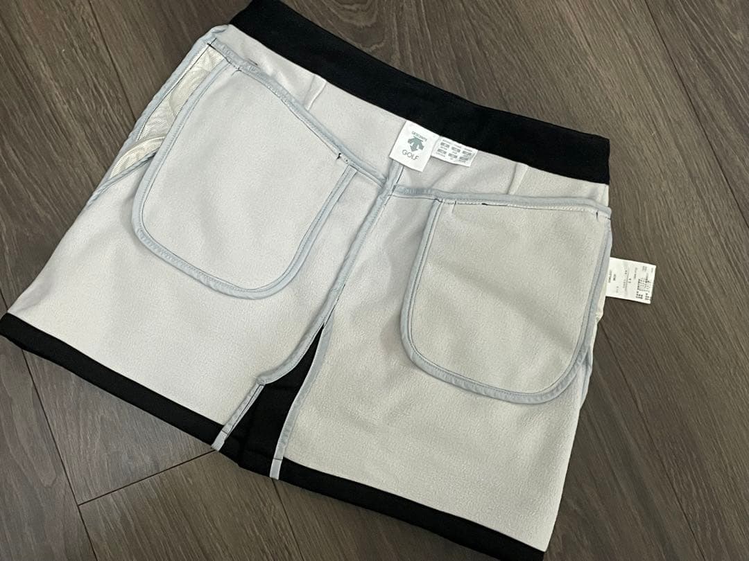 【美品】DESCENTE GOLF ダウン　スカート デサント 中綿　SS
