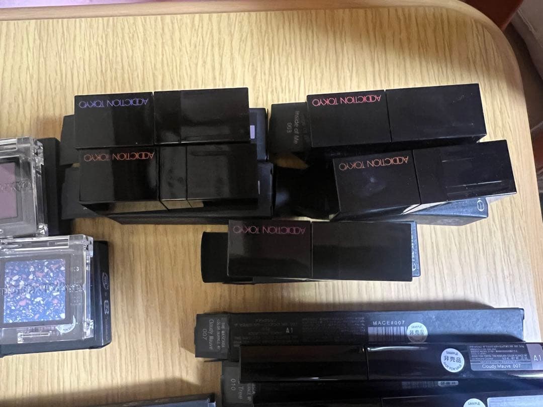 【まとめ売り】アディクション　メイク用品多数