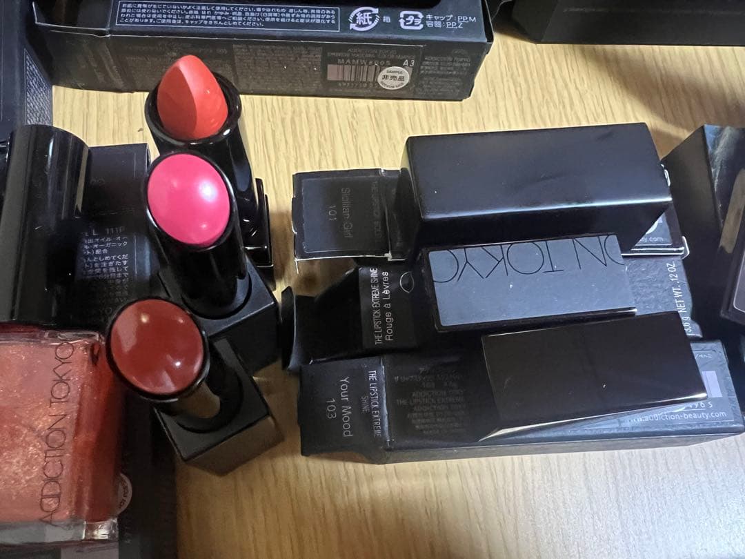 【まとめ売り】アディクション　メイク用品多数