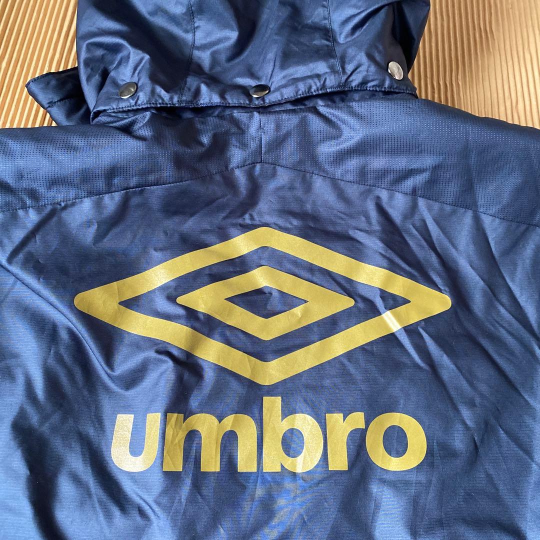 ＊Umbroベンチコート（S）