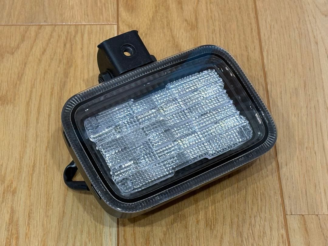 新車外し 後期 ハイゼットトラック 純正LED 作業灯 ワークランプ　S500系