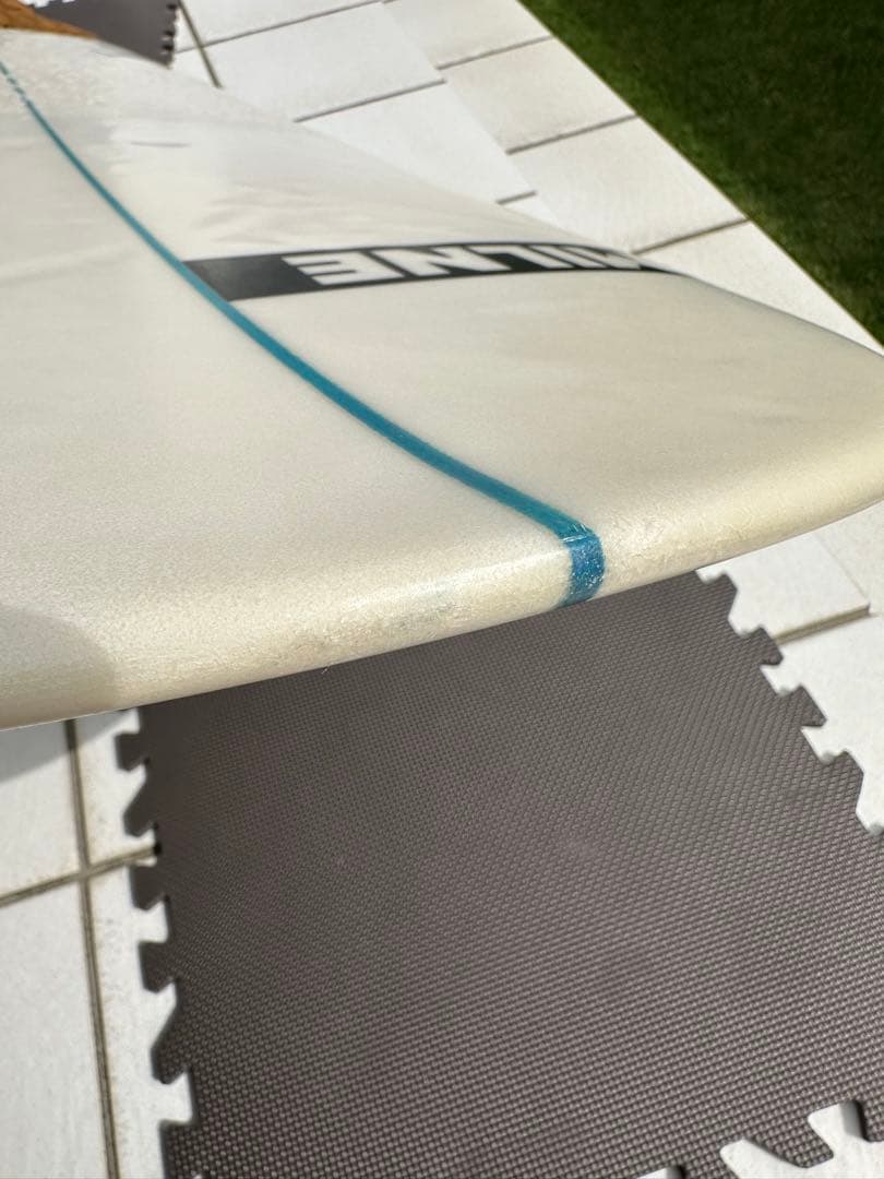 MILNE ショートファン F-2 5,7 (34L)フィン付き サーフボード