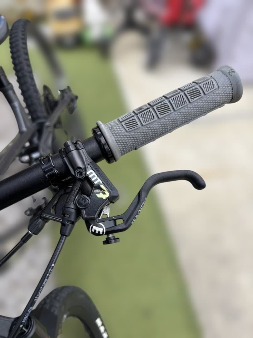 【カスタム総額100万】TREK FUEL EX5 Lサイズ 29er フルサス