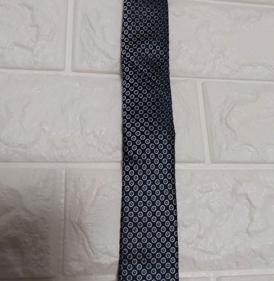 ✨️新品、未使用✨️　ヒューゴボス　ネクタイ タグ付　シルク　ドット柄　イタリア