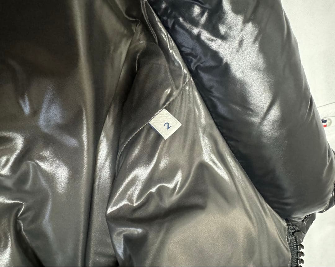 【未使用に近い】モンクレール TIBB ダウンベスト ブラック サイズ2