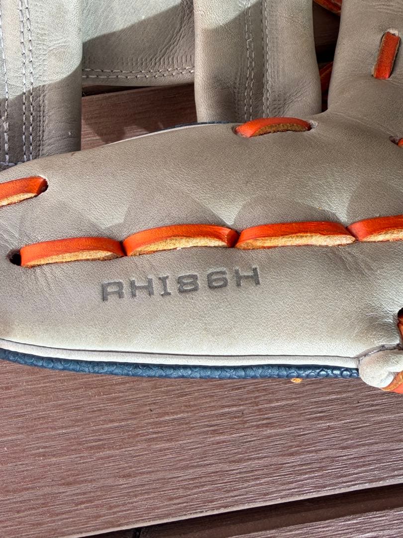 Wilson 軟式グローブ ネイビー/オレンジ　ワナビーヒーロー