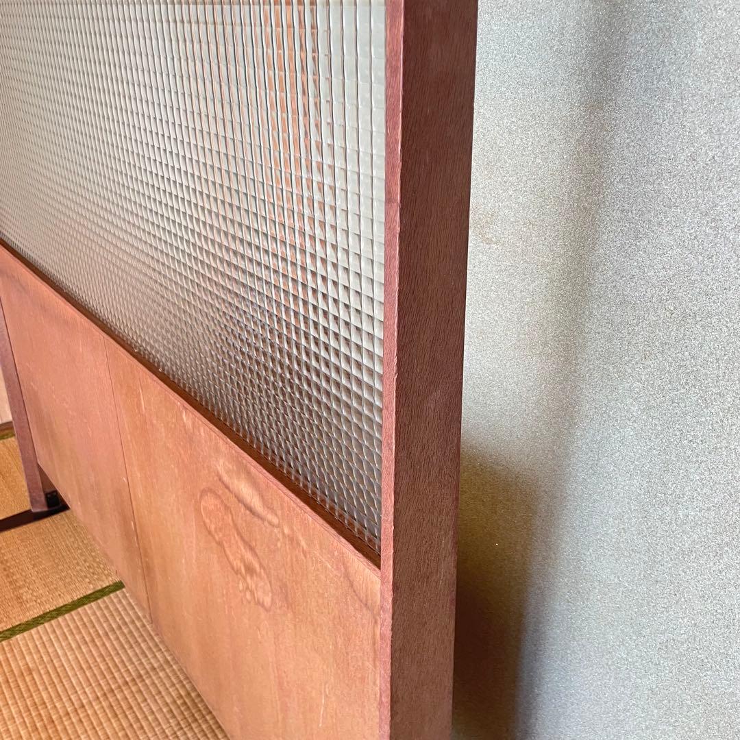 稀少　チェッカーガラス　木製フレームの間仕切り　ヴィンテージ　カフェ風インテリア