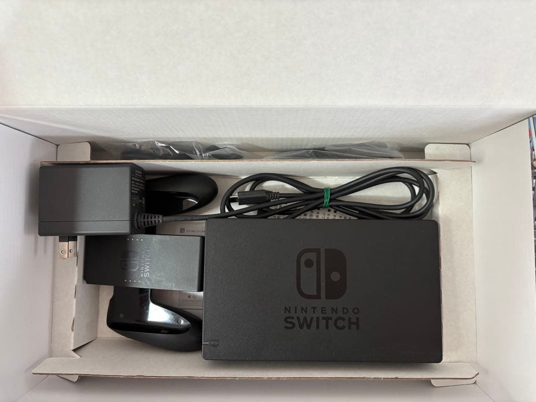 Nintendo Switch ☆microSD付☆【中古品・動作確認済み】