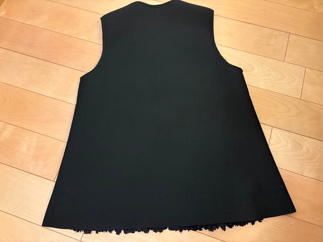 【値下げ】ユナイテッドアローズ☆フラワー チュール ニットベスト☆ブラック☆美品