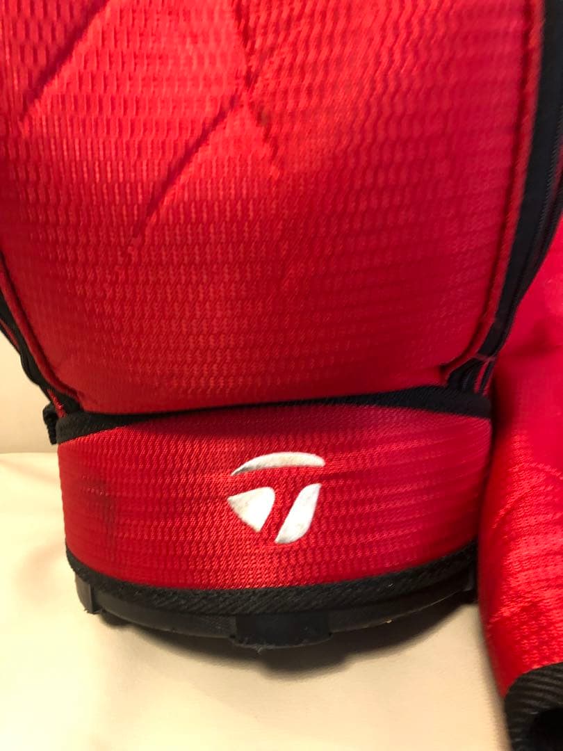 【送料込み】大人気　テーラーメイド　　Taylormade キャディバッグ 赤