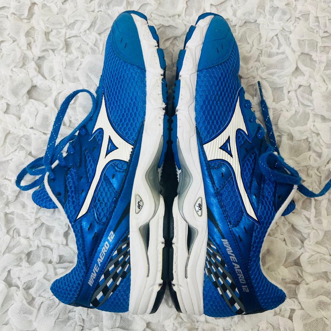MIZUNOミズノランニングシューズ26青ブルー軽量メッシュ陸上マラソン完売品
