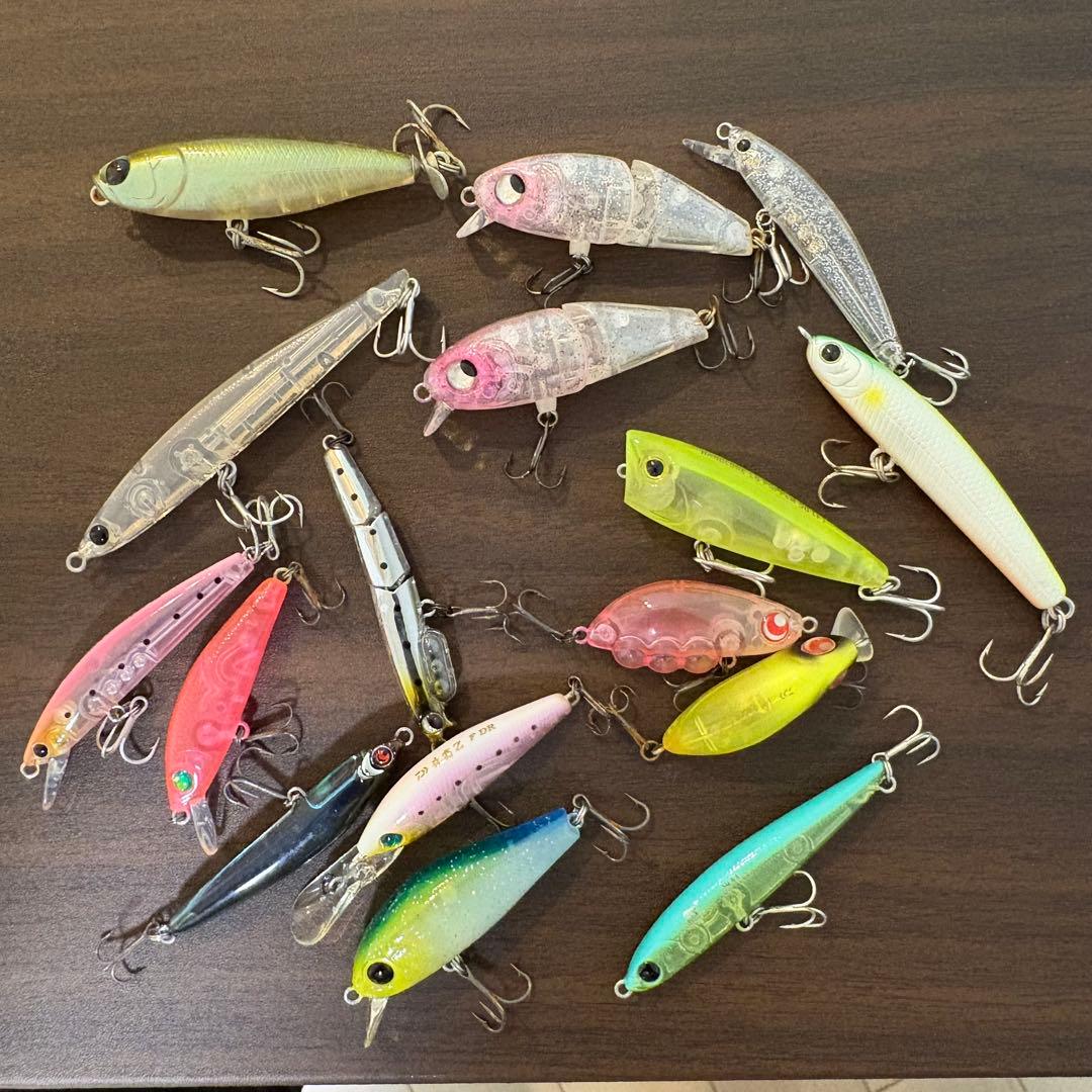 アジング・メバリング　プラグ　16個＋マイクロジグ等セット ケース付き