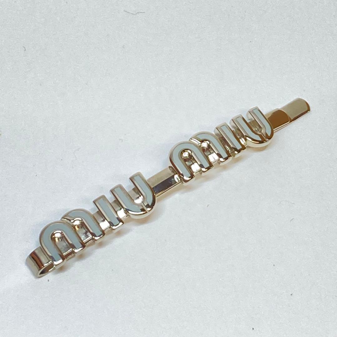 ミュウミュウ ロゴ ヘアピン　　　　　　　B25