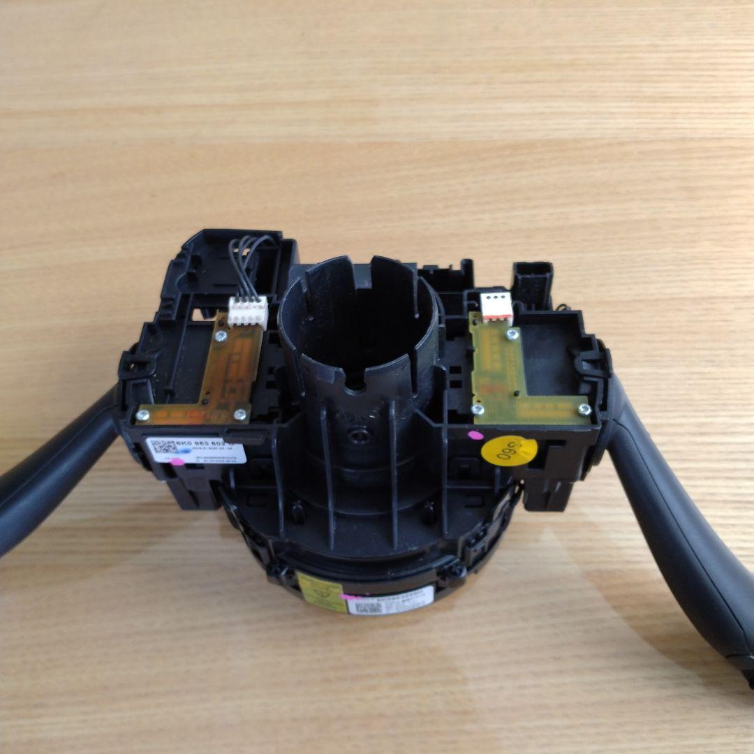 ウインカーコンビネーションスイッチ