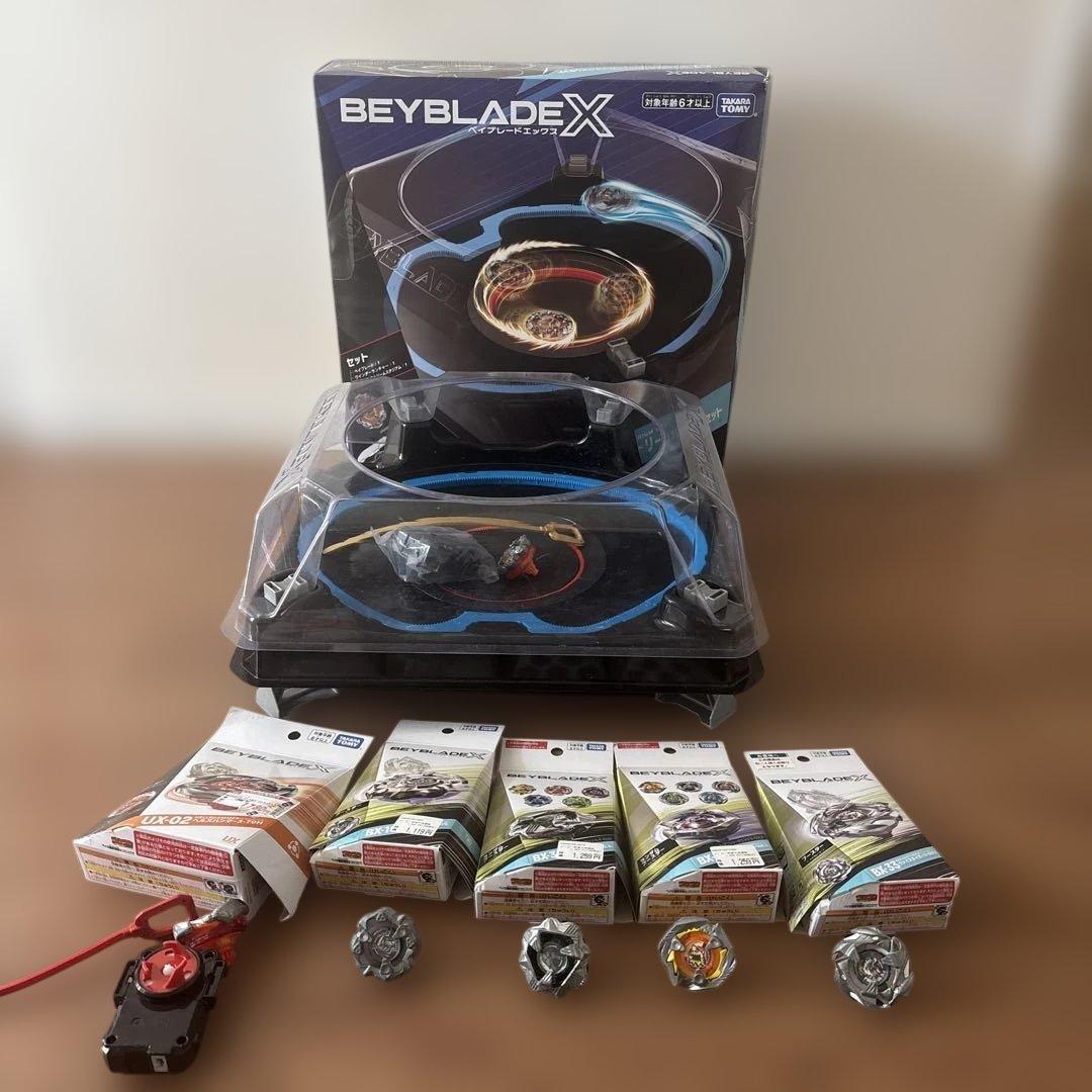 R*o様 Beyblade X ダブルエクストリームスタジアムセットベイ6個ラン