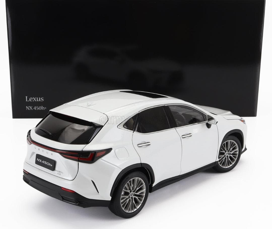 京商 1/18 レクサス NX450h 2022 (ソニッククォーツ)