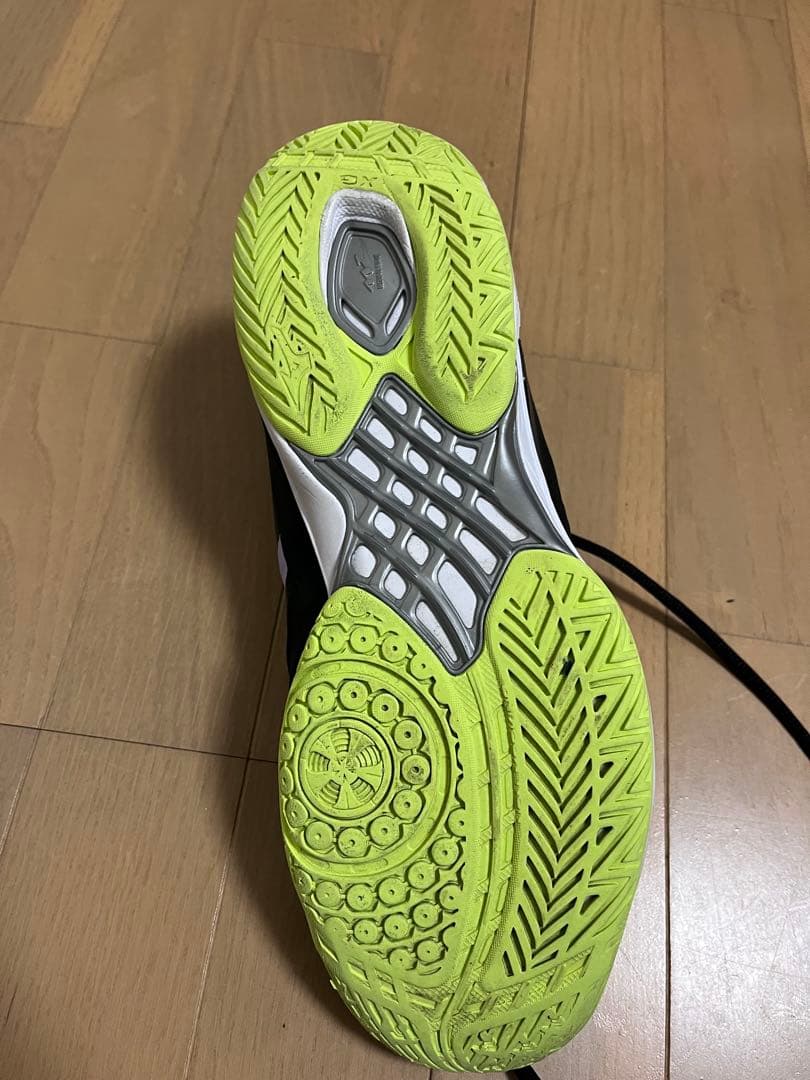 Mizuno バドミントンシューズ ウエーブクローNEO3 27.5cm
