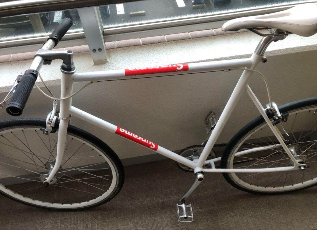 クロスバイク　ピストバイク