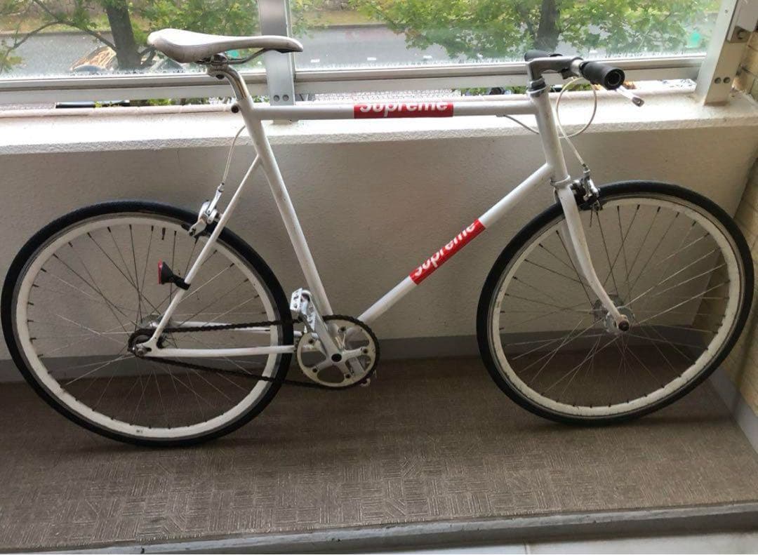 クロスバイク　ピストバイク