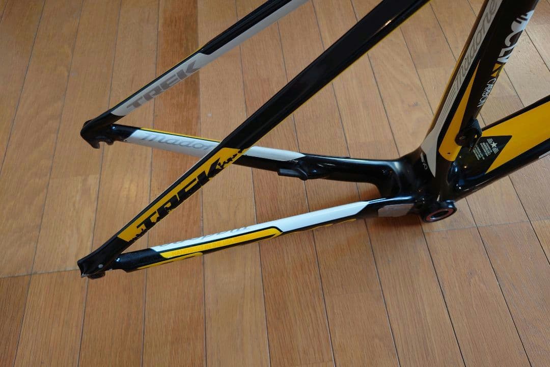 1*き様 トレック マドン 6.2 2011年モデル フレームセット(50cm)