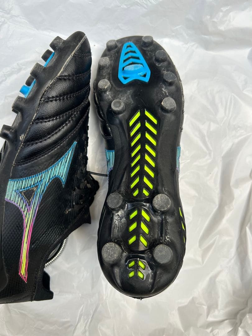 ミズノ　モレリア NEO 3 JAPAN β サックス　ブラック　27.0cm