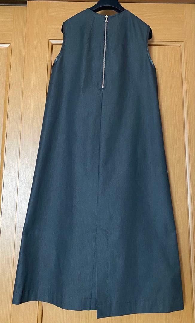 美品2025アドーアADORE デニムライクストレッチワンピース60500円