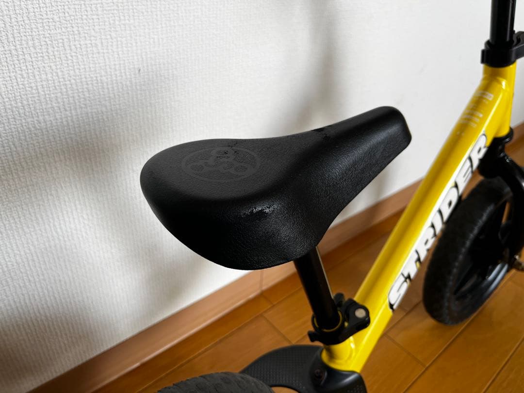 ストライダー スポーツモデル 12インチ イエロー