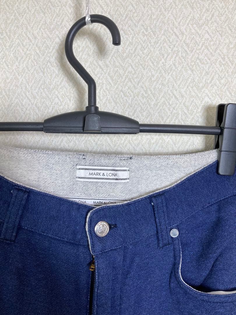 （美品）MARK&LONAゴルフパンツ ズボン 青系 マークアンドロナ サイズM