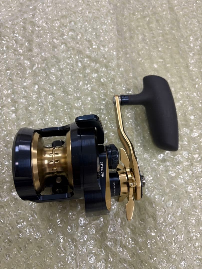 ダイワ 22 ソルティガ 15S ベイトリール