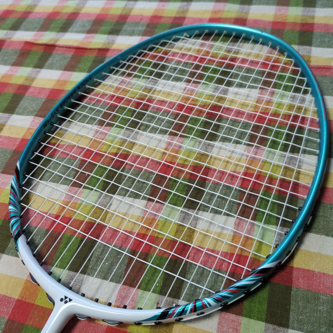 週末割　YONEX　NANORAY 250　バドミントンラケット