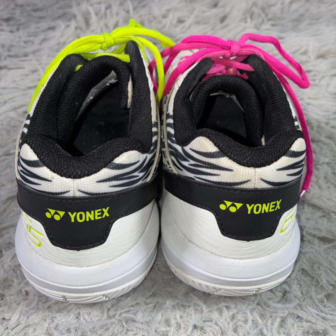 YONEX ヨネックス バドミントンシューズパワークッション桃田モデル 26.5