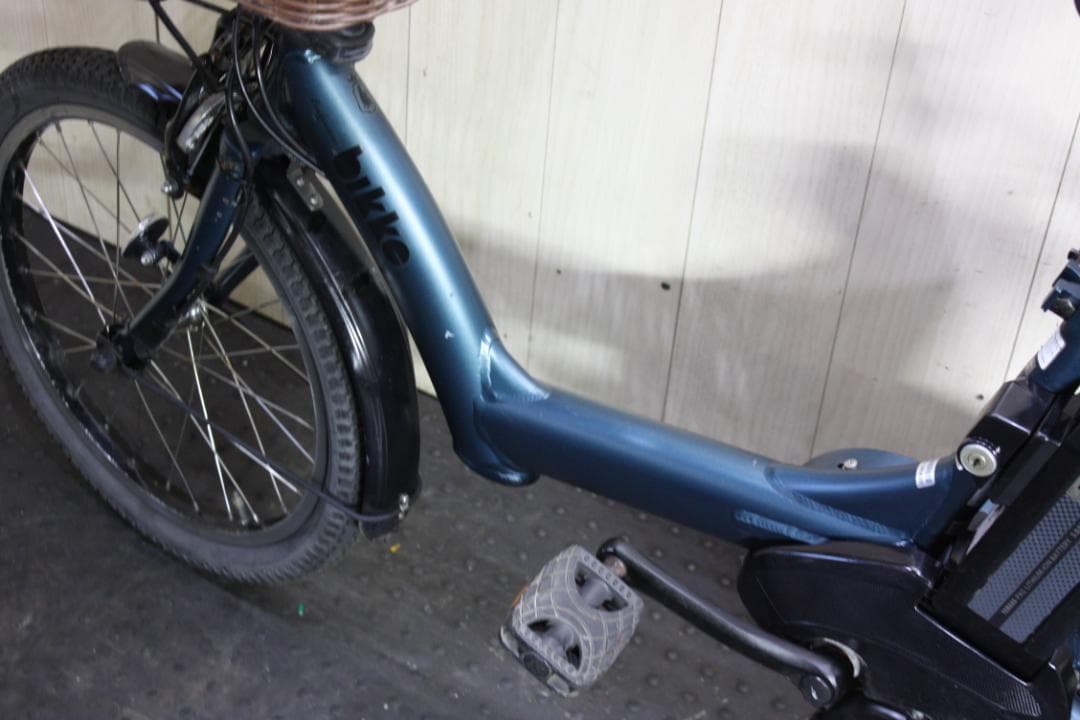 ブリヂストンBR0C49ビッケPOLAR e 20型8.7AH 3段 LED