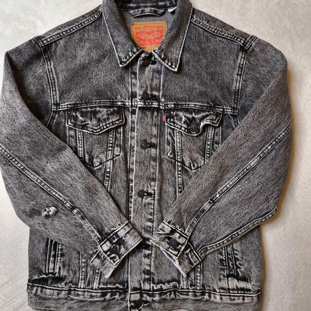 リーバイス 24年製 リラックスフィット デニムジャケット ケミカルウォッシュ