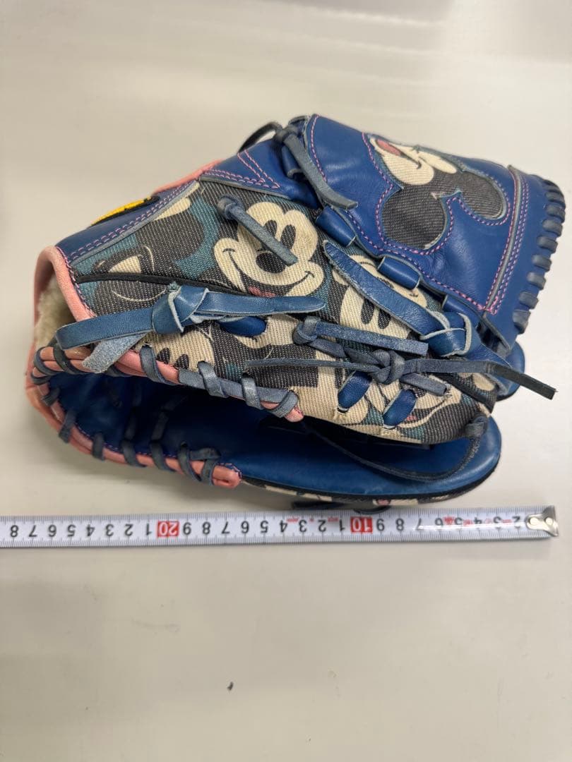 Nike ミッキーマウス柄 カスタムグローブ