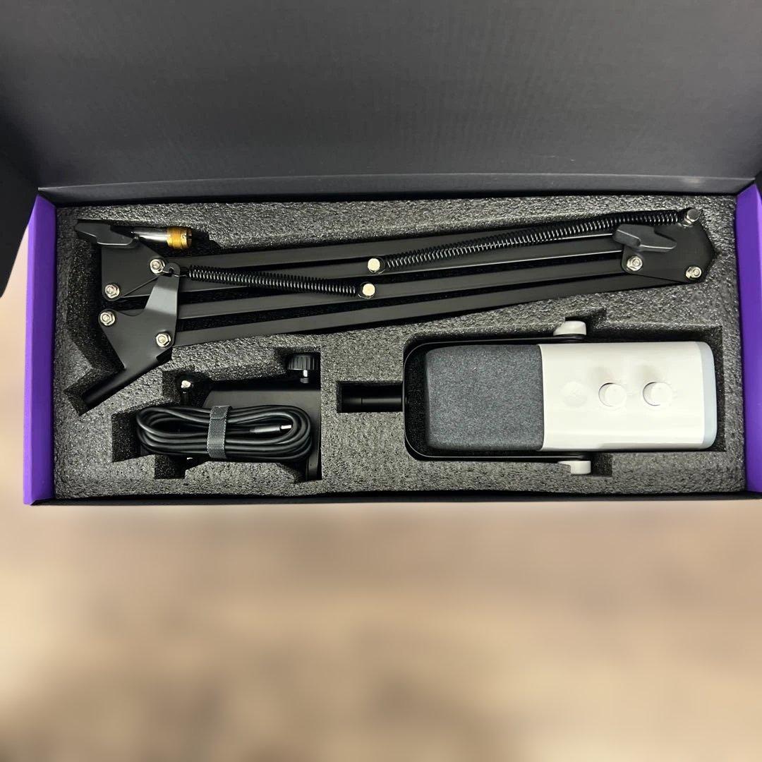 261511 FIFINE XLR/USB ゲーミングマイクセット　AM8T