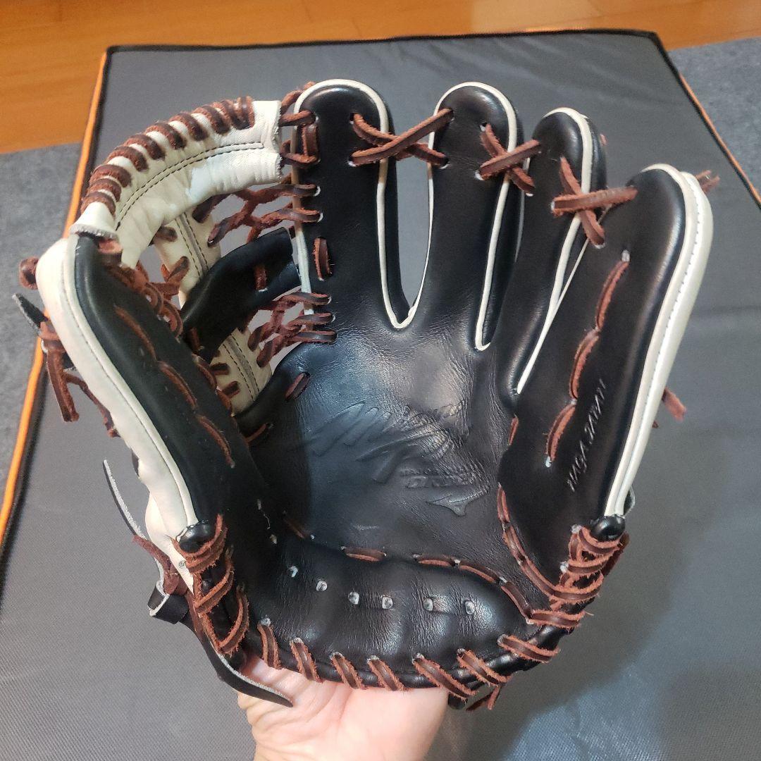 Mizuno Pro 軟式オーダーグローブ 黒/白