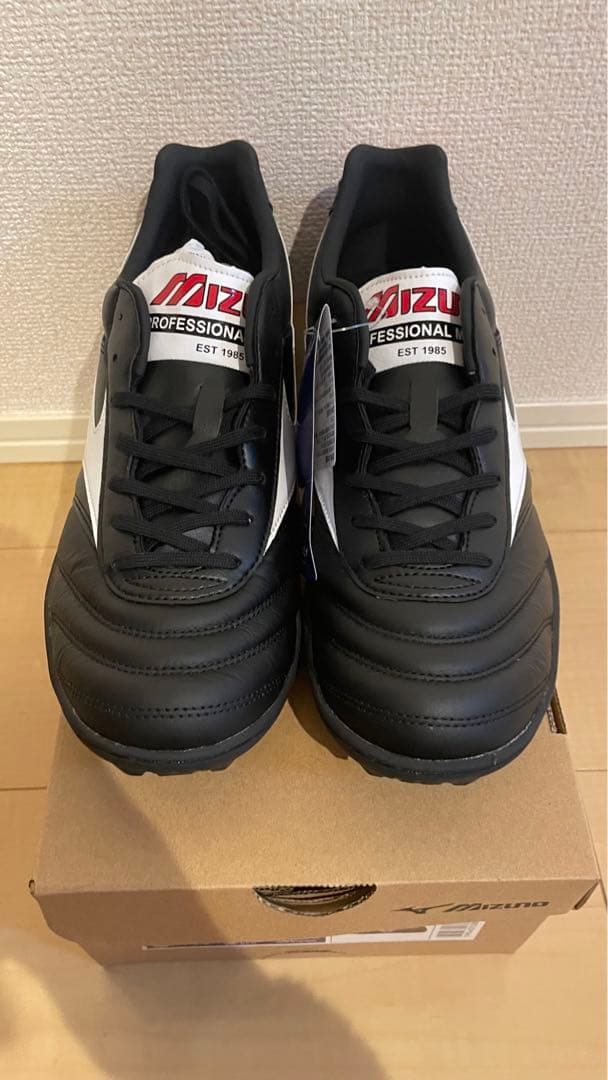 新品未使用27cmMizuno Moreliaサッカーシューズ 黒/白カンガルー