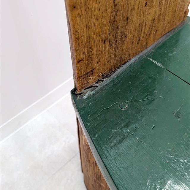 no.7チェア（丸太切り出し）