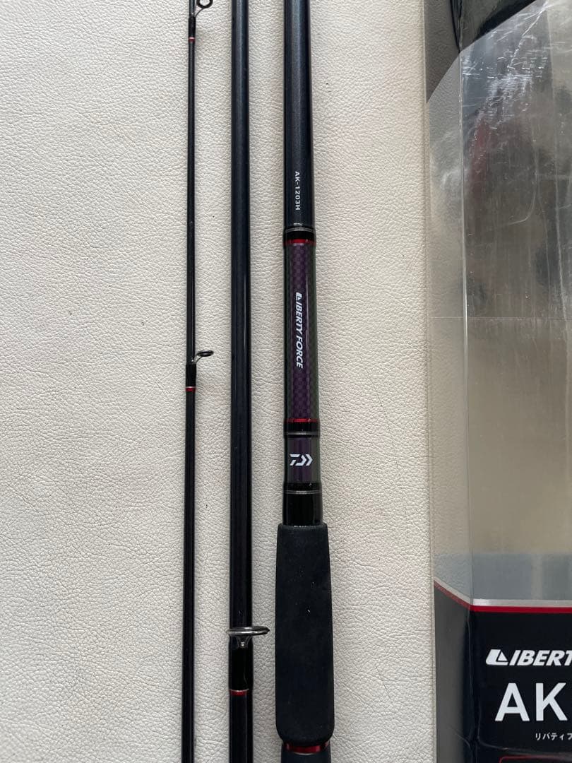 ダイワ 北海道特注 リバティーフォース アキアジ ウキルアー AK-1203H