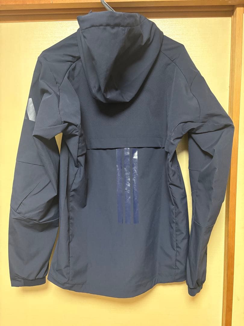 adidas プレミアムジャケット