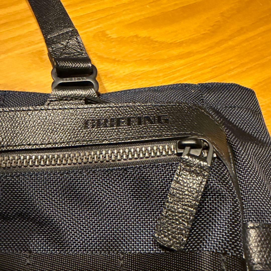 BRIEFING トートバック