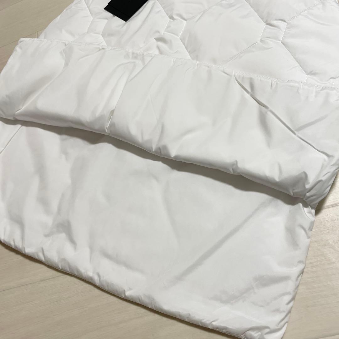 ラスト1点 J.LINDEBERG スカート キルティング ダウン ゴルフ