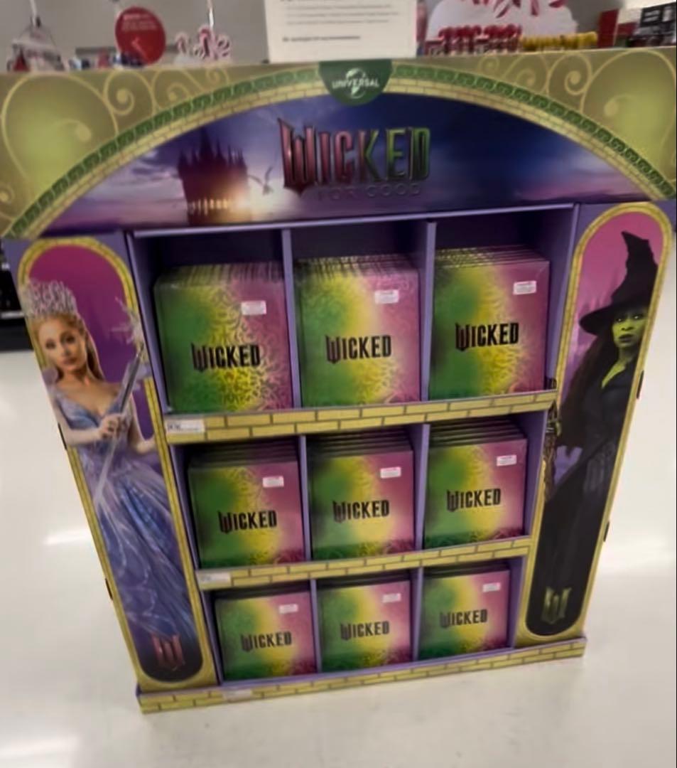 【アメリカ限定】Wicked 公式写真集　ポスター付き　期間限定