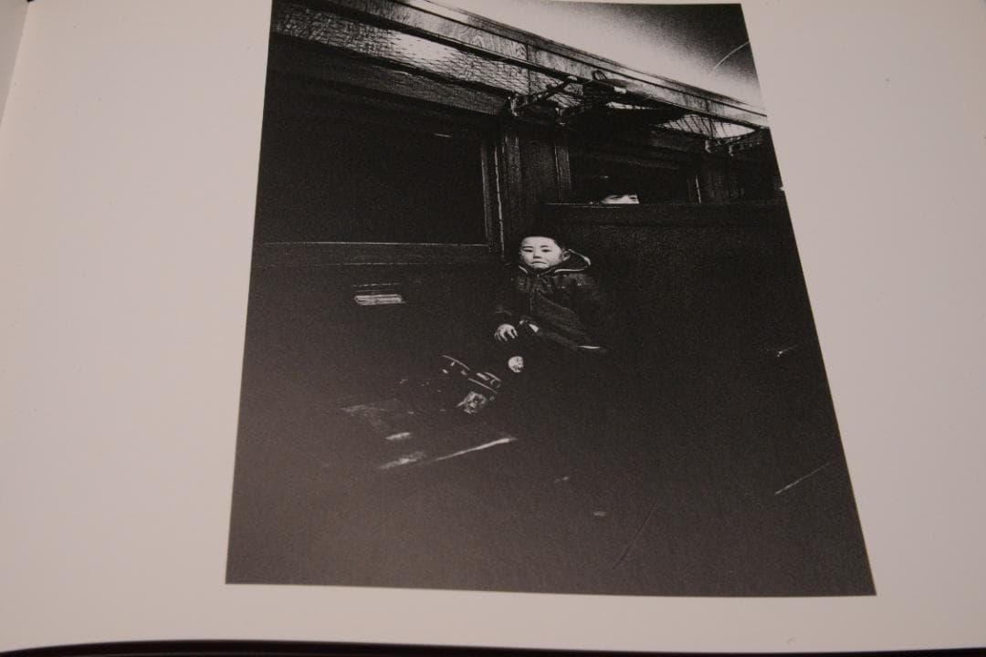 【いつか見た風景】北井一夫　　新品未読品　サイン入　1990年初版