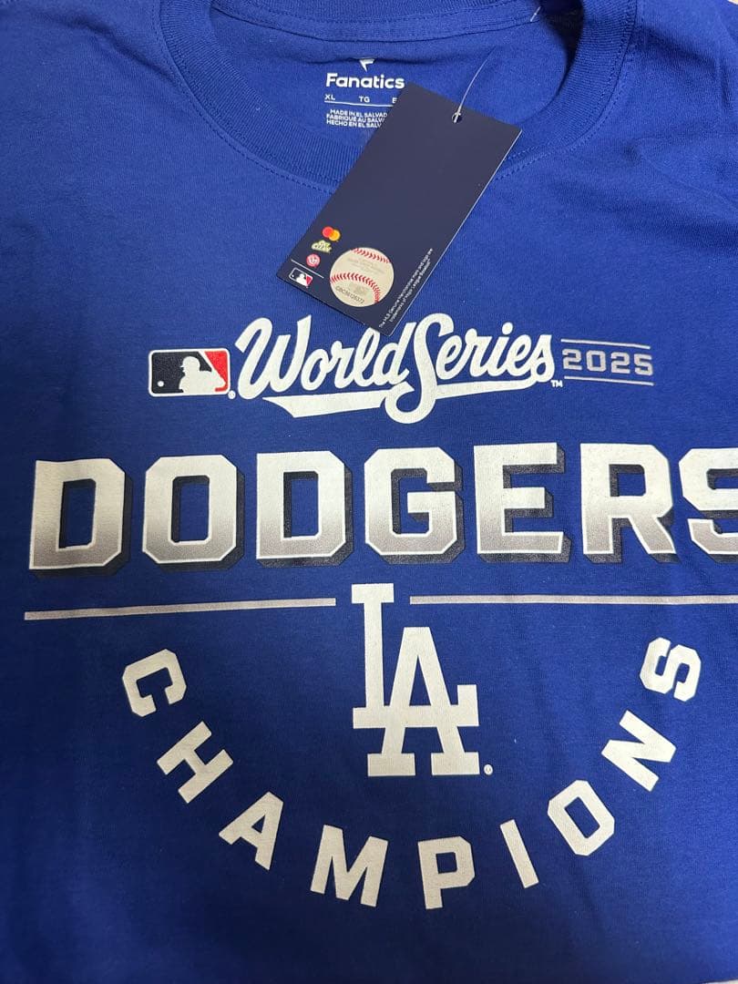 ドジャース チャンピオン ロスターTシャツ