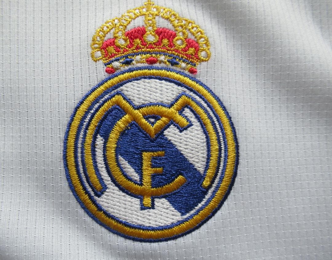 レアルマドリード モドリッチ10 ユニフォーム ホーム 白ゴールド XS 正規品