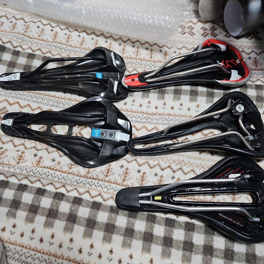 サドルまとめ売り